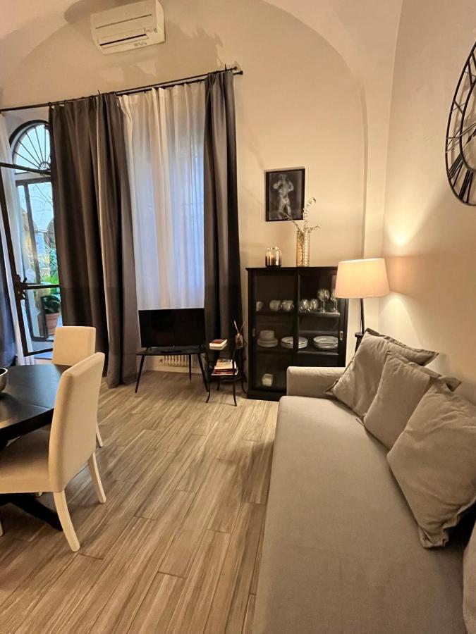 Cynthia'S Garden - Apartment With Private Garden In Santa Croce Firenze Bagian luar foto